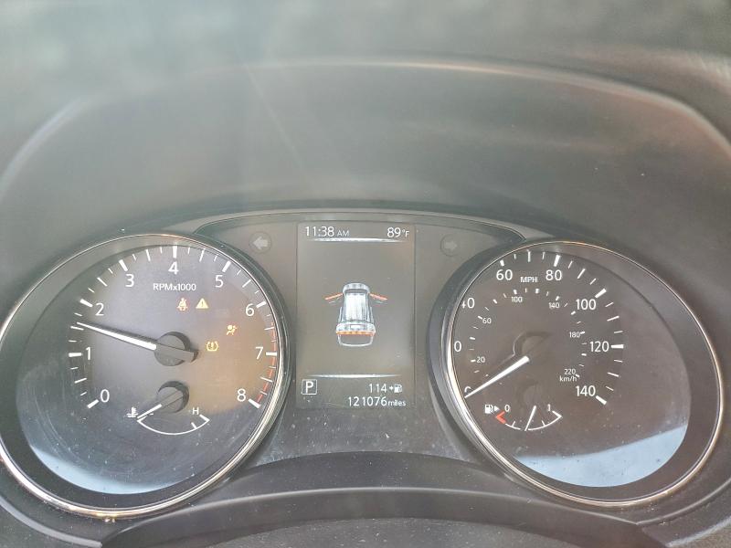 Photo 9 from auction – 2017 NISSAN ROGUE with VIN JN8AT2MT8HW150382