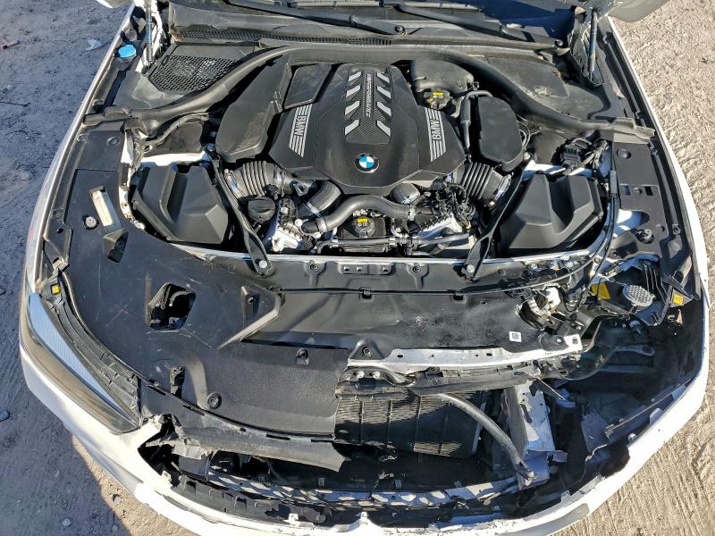 Photo 11 from auction – 2020 BMW M850XI with VIN WBAFY4C01LCE00674
