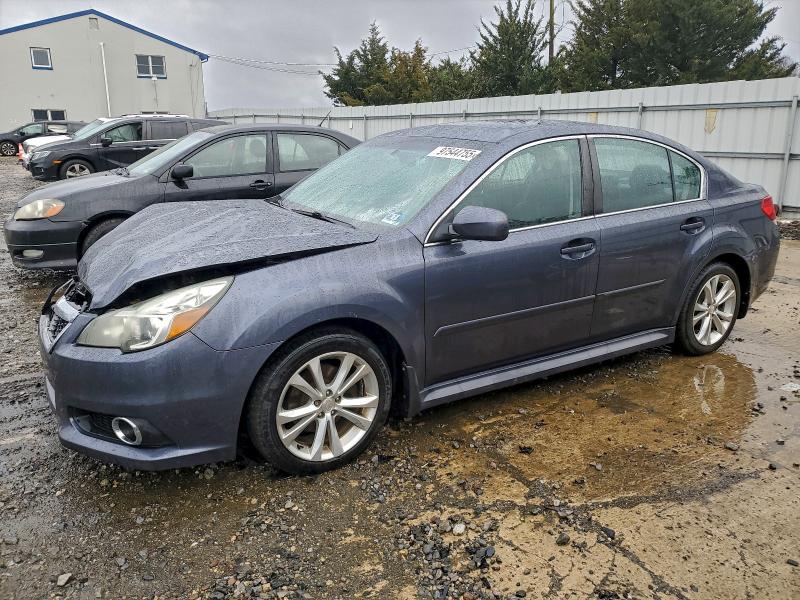 SUBARU LEGACY 2.5 2014 with VIN 4S3BMBL64E3025837 - Photo from auction