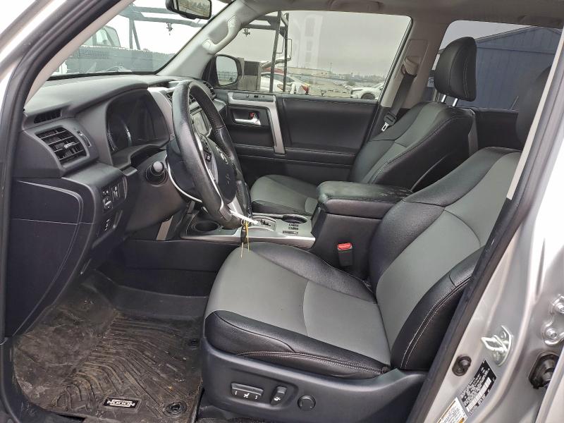 Photo 7 from auction – 2018 TOYOTA 4RUNNER SR with VIN JTEBU5JR3J5552342