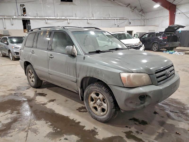 Photo 4 from auction – 2005 TOYOTA HIGHLANDER with VIN JTEHD21A450038389