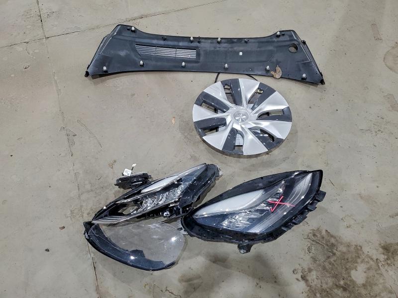 Photo 13 from auction – 2021 TESLA MODEL Y with VIN 5YJYGDEE8MF203476