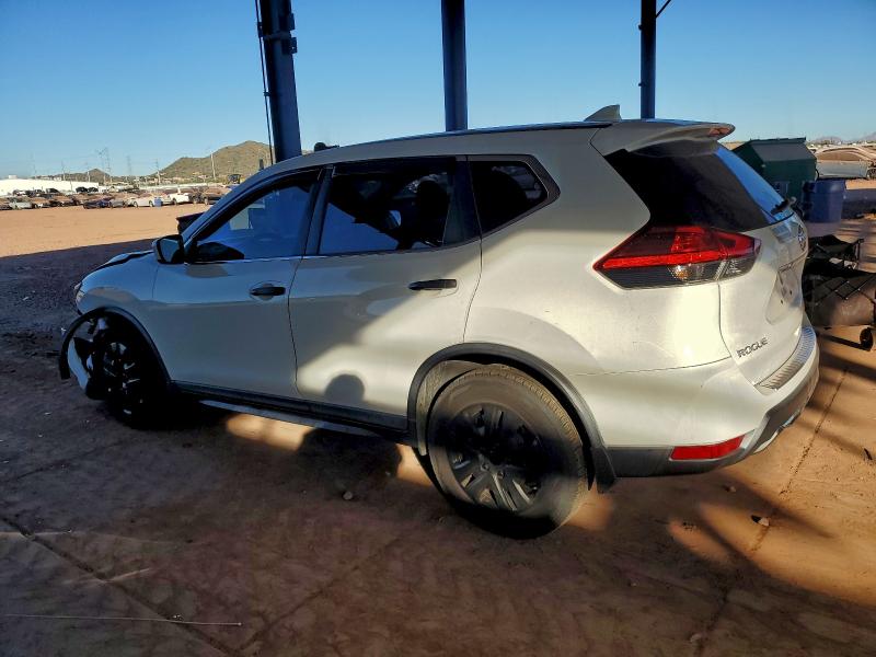 Photo 2 from auction – 2017 NISSAN ROGUE S with VIN KNMAT2MT0HP578727