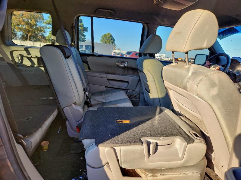 Photo 11 from auction – 2011 HONDA PILOT LX with VIN 5FNYF3H21BB010470