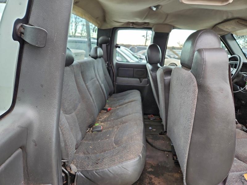 Photo 10 from auction – 2005 GMC SIERRA K25 with VIN 1GTHK29U75E185205