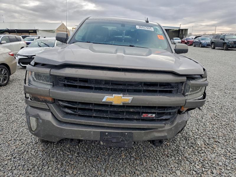Photo 5 from auction – 2017 CHEVROLET SILVERADO with VIN 3GCUKREH0HG350962