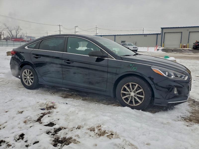 Photo 4 from auction – 2019 HYUNDAI SONATA SE with VIN 5NPE24AF0KH797530