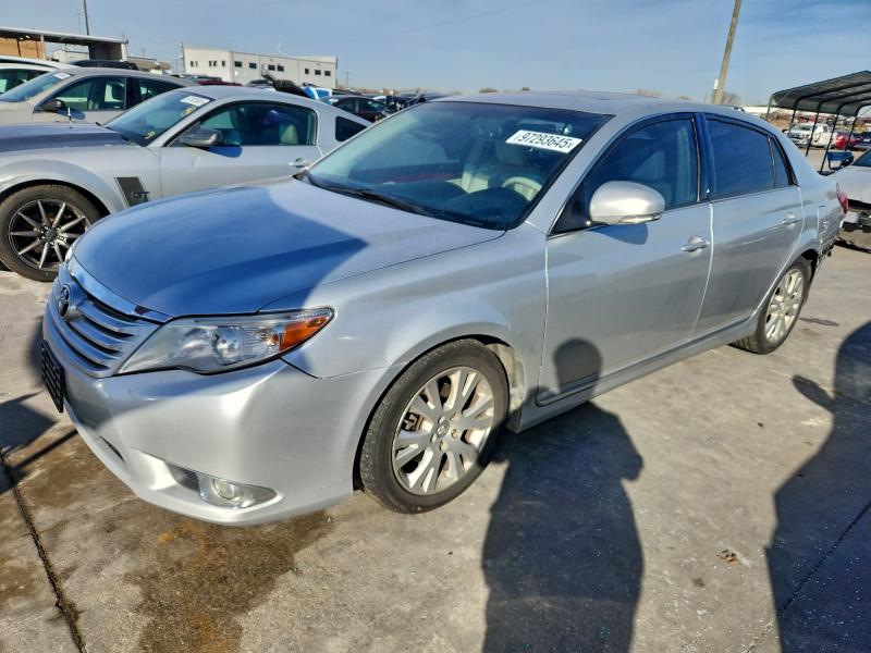 TOYOTA AVALON BAS 2011 with VIN 4T1BK3DB3BU372987 - Photo from auction