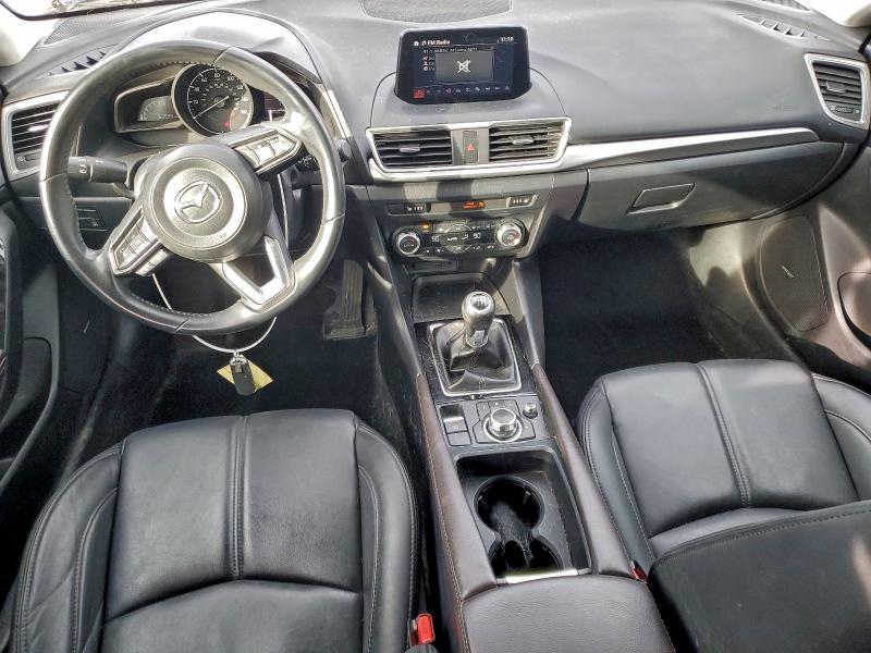 Photo 8 from auction – 2018 MAZDA 3 TOURING with VIN 3MZBN1L38JM268649