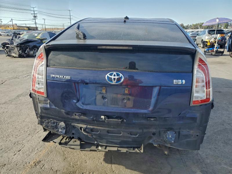 Photo 6 from auction – 2014 TOYOTA PRIUS with VIN JTDKN3DU3E1767061