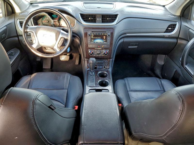 Photo 8 from auction – 2017 CHEVROLET TRAVERSE L with VIN 1GNKVHKD4HJ336885
