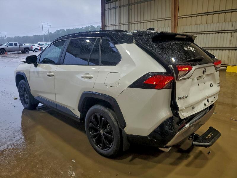 Photo 2 from auction – 2024 TOYOTA RAV4 XSE with VIN 2T3E6RFV2RW066831