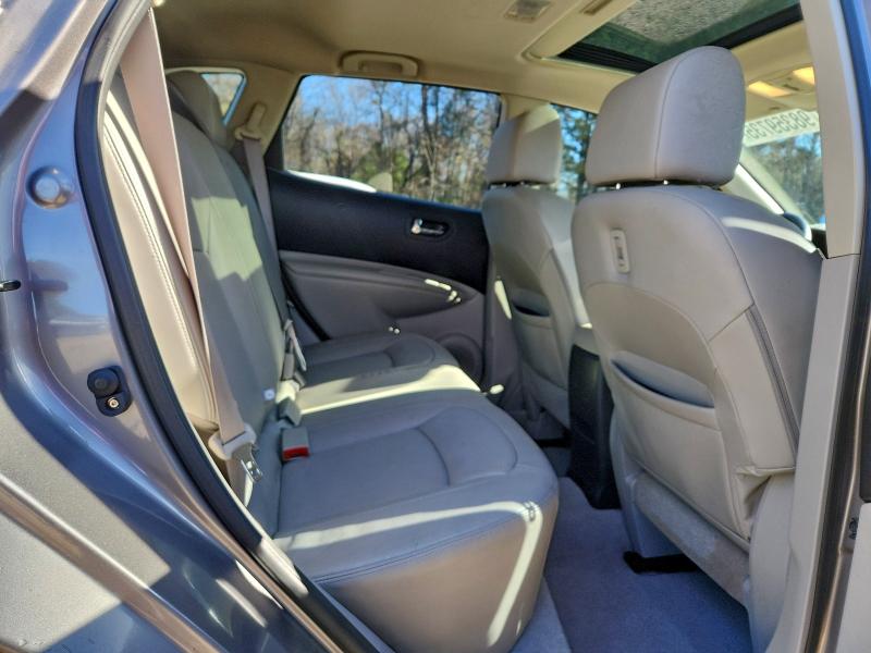 Photo 11 from auction – 2012 NISSAN ROGUE S with VIN JN8AS5MT3CW266909