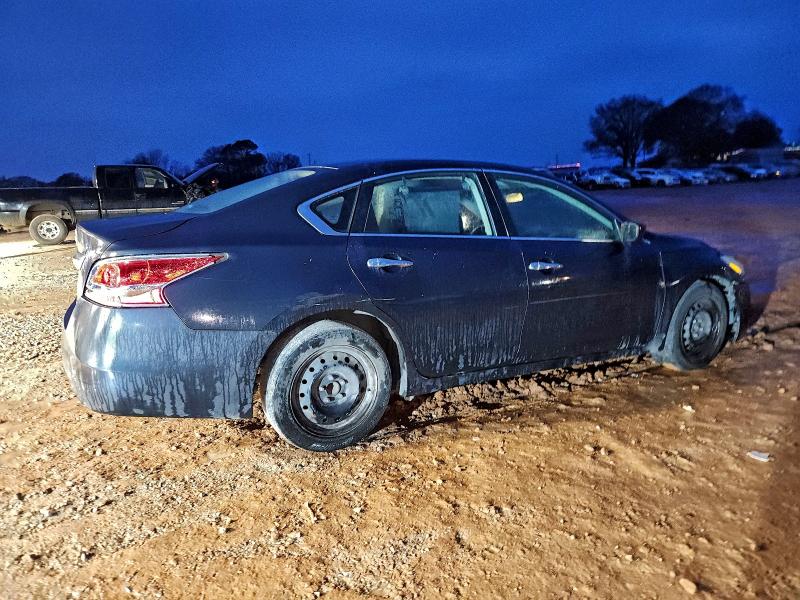 Photo 3 from auction – 2013 NISSAN ALTIMA with VIN 1N4AL3AP0DN502529