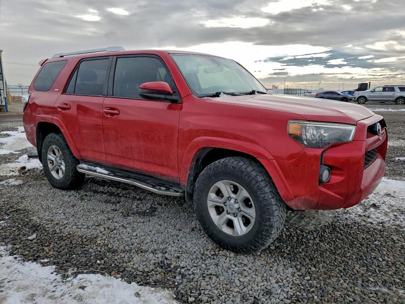 Photo 4 from auction – 2015 TOYOTA 4RUNNER SR with VIN JTEBU5JR9F5256393