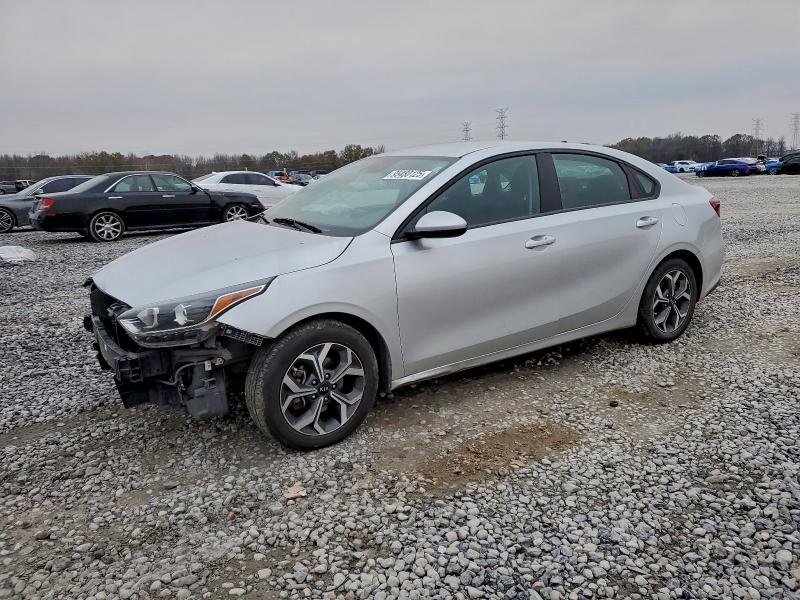 KIA FORTE 2021 with VIN 3KPF24AD4ME335160 - Photo from auction