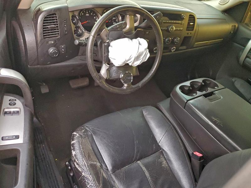Photo 8 from auction – 2008 CHEVROLET SILVERADO with VIN 1GCEK14048Z190361