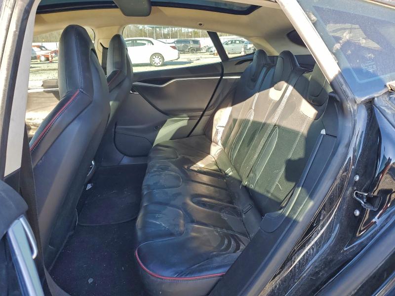 Photo 10 from auction – 2013 TESLA MODEL S with VIN 5YJSA1DP4DFP13557