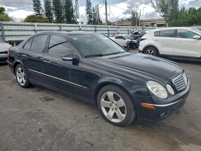 Photo 4 from auction – 2006 MERCEDES-BENZ E 320 CDI with VIN WDBUF26J36A931055