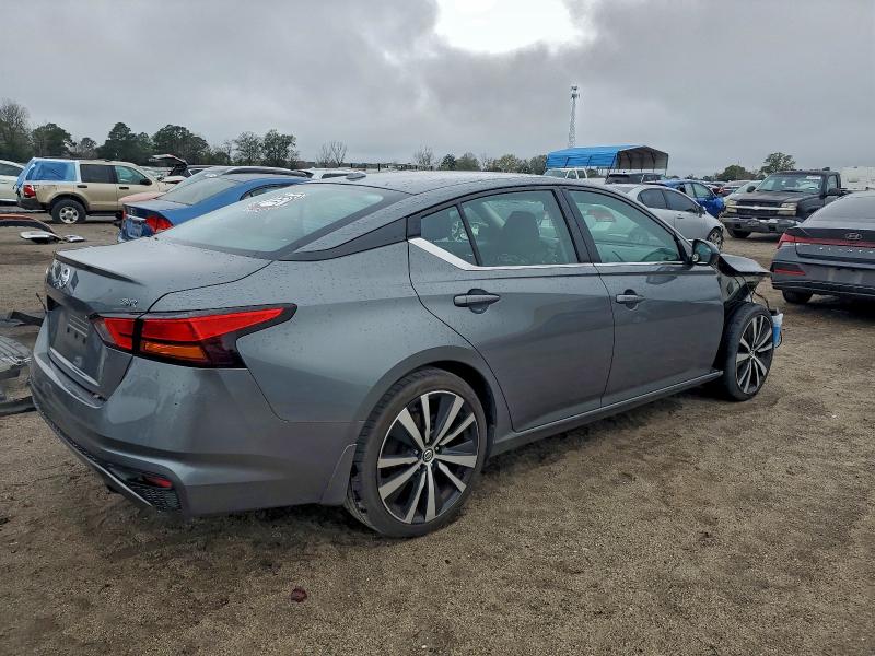 Photo 3 from auction – 2019 NISSAN ALTIMA SR with VIN 1N4BL4CV4KC192836
