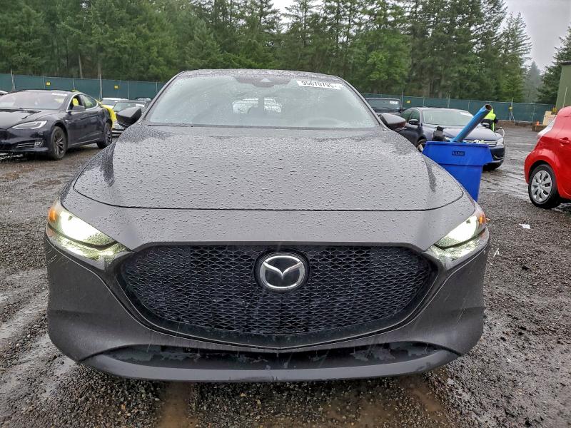 Photo 5 from auction – 2020 MAZDA 3 PREMIUM with VIN JM1BPANM1L1172994