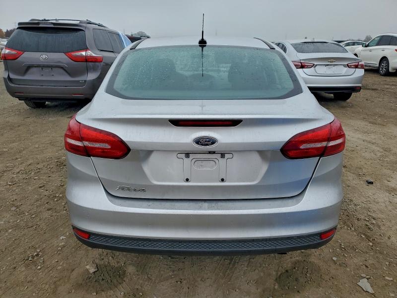 Photo 6 from auction – 2017 FORD FOCUS SE with VIN 1FADP3F20HL285693