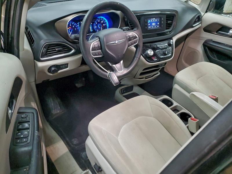 Photo 8 from auction – 2017 CHRYSLER PACIFICA L with VIN 2C4RC1CG7HR657487