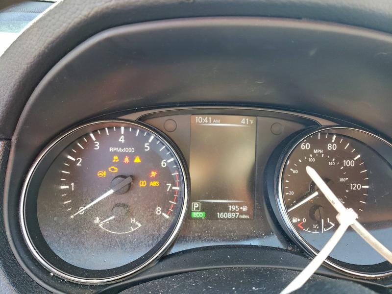 Photo 9 from auction – 2017 NISSAN ROGUE S with VIN 5N1AT2MT2HC857664