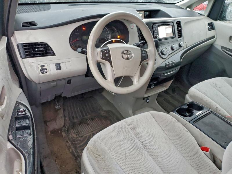 Photo 8 from auction – 2012 TOYOTA SIENNA LE with VIN 5TDKK3DC5CS240199