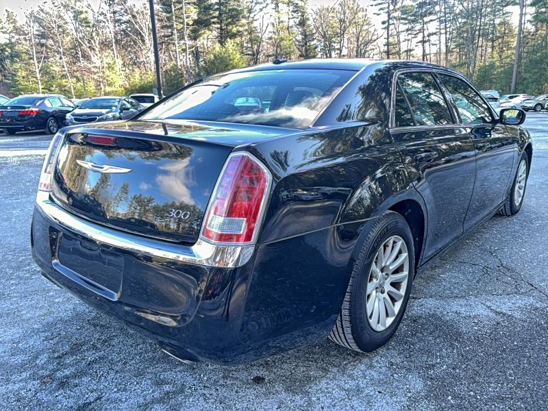 Photo 4 from auction – 2013 CHRYSLER 300 with VIN 2C3CCAAGXDH504406