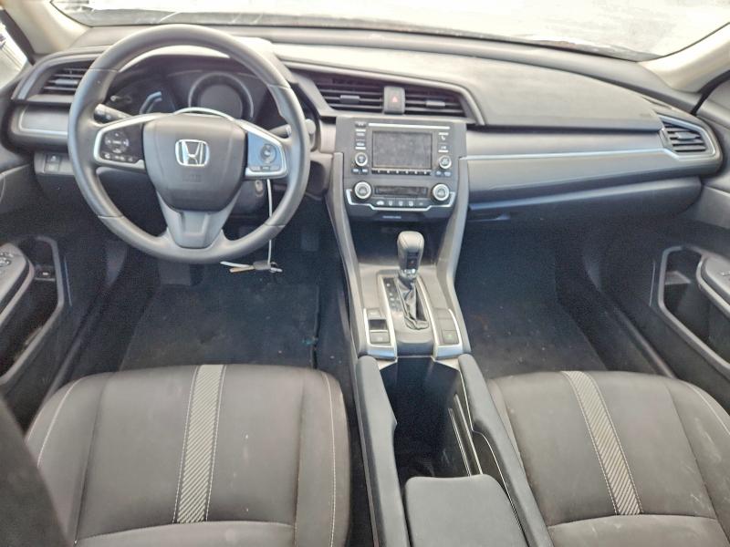 Photo 8 from auction – 2018 HONDA CIVIC LX with VIN 19XFC2F57JE014132