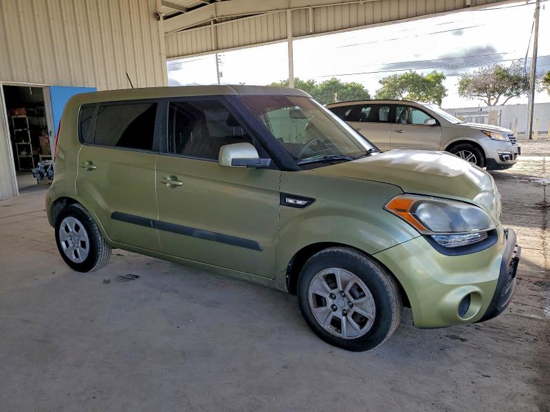 Zdjęcie 4 z aukcji – 2013 KIA SOUL z VIN KNDJT2A52D7581077