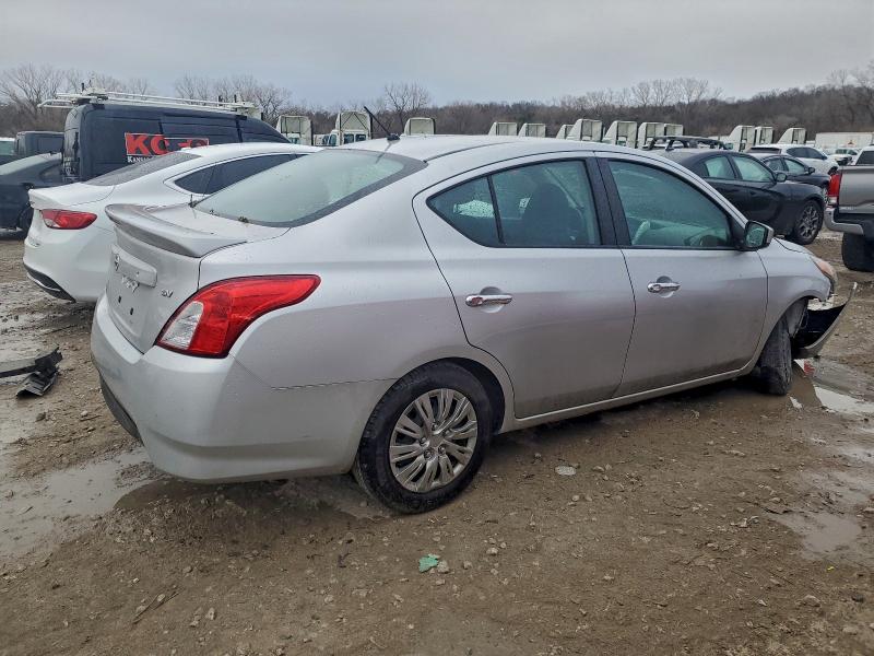 Photo 3 from auction – 2019 NISSAN VERSA S with VIN 3N1CN7AP2KL825064