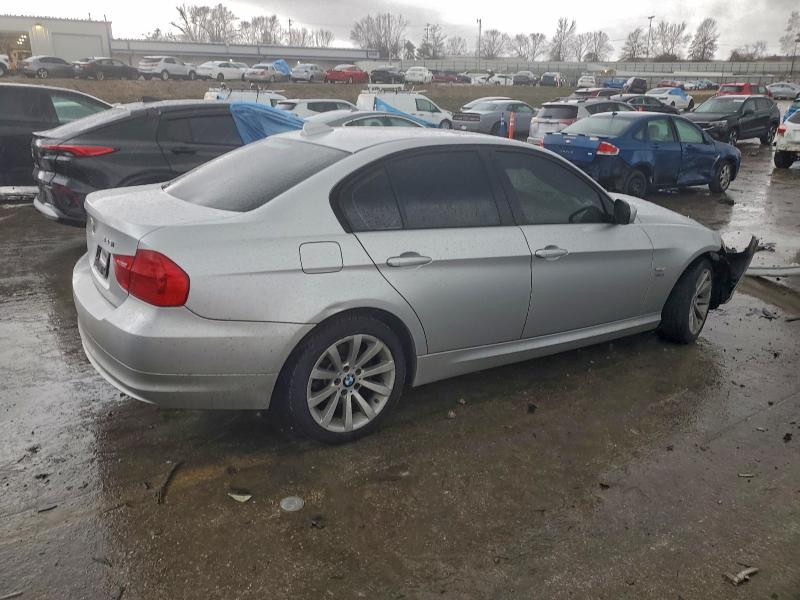 Photo 3 from auction – 2011 BMW 328 XI with VIN WBAPK7C50BA464067
