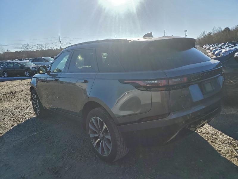 Фото 2 с аукциона – 2018 LAND ROVER RANGE ROVE с VIN SALYL2RX3JA731693