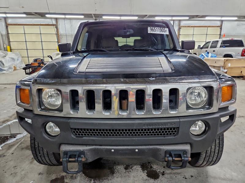 Photo 5 from auction – 2006 HUMMER H3 with VIN 5GTDN136X68113692