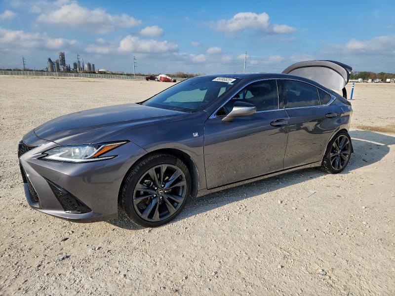 LEXUS ES 350 2019 with VIN 58ABZ1B12KU015769 - Photo from auction