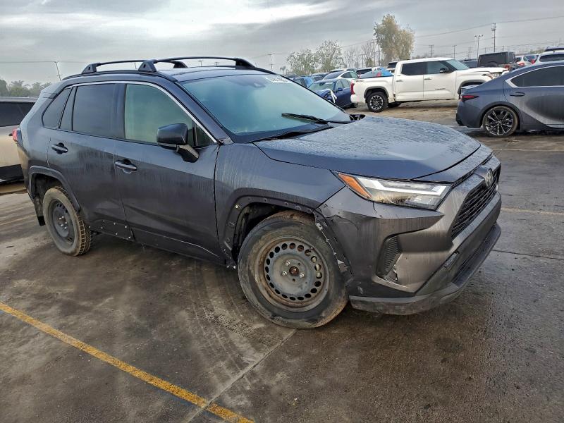 Photo 4 from auction – 2019 TOYOTA RAV4 with VIN JTMH1RFV2KD021578