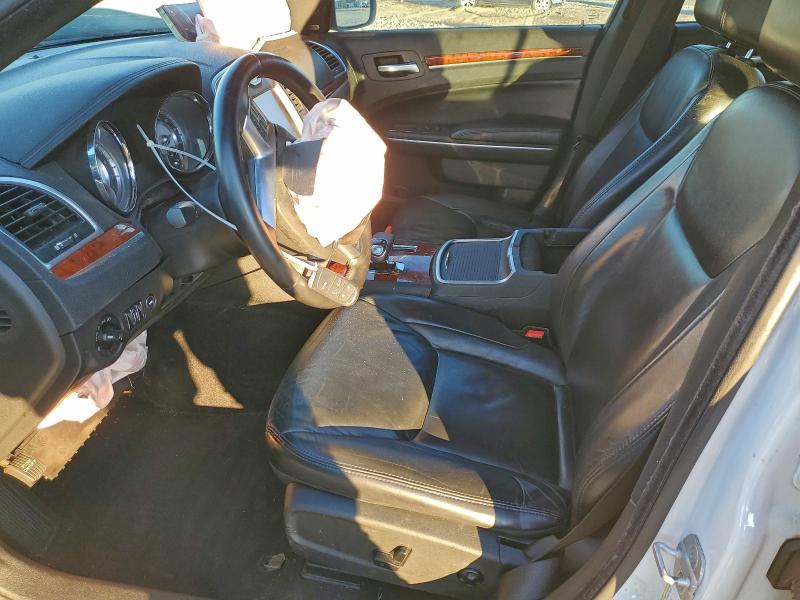Photo 7 from auction – 2012 CHRYSLER 300 LIMITE with VIN 2C3CCACG2CH310089