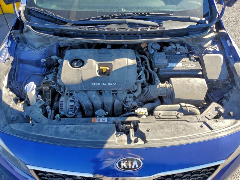 Photo 11 from auction – 2017 KIA FORTE LX with VIN 3KPFL4A72HE101807