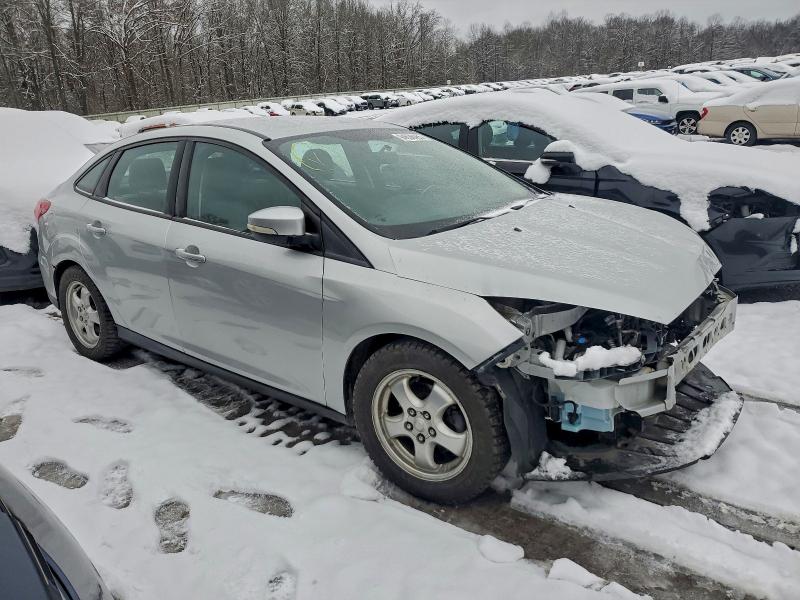 Photo 4 from auction – 2016 FORD FOCUS SE with VIN 1FADP3F25GL231336