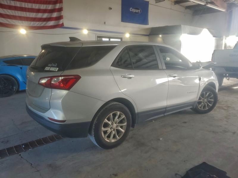 Photo 3 from auction – 2020 CHEVROLET EQUINOX with VIN 2GNAXFEV5L6155296