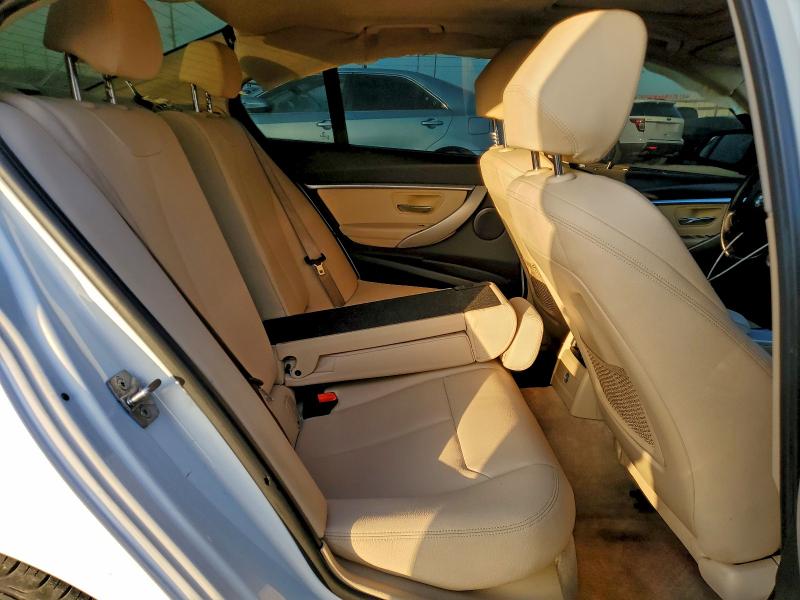 Photo 10 from auction – 2014 BMW 320 with VIN WBA3B1C55EK130790