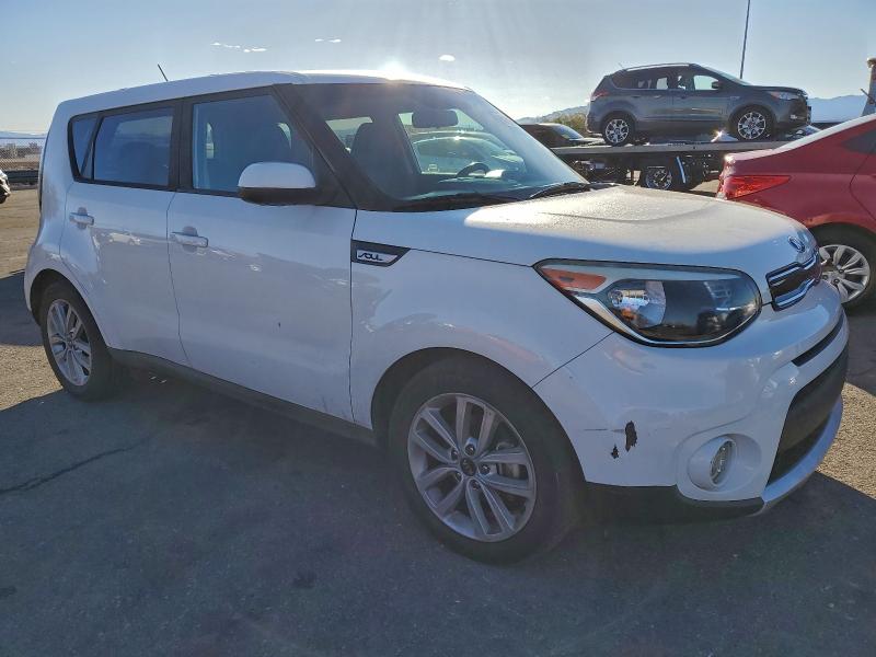 Photo 4 from auction – 2017 KIA SOUL + with VIN KNDJP3A52H7464583
