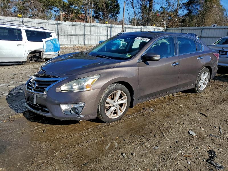 NISSAN ALTIMA 2.5 2015 with VIN 1N4AL3AP5FC272811 - Photo from auction