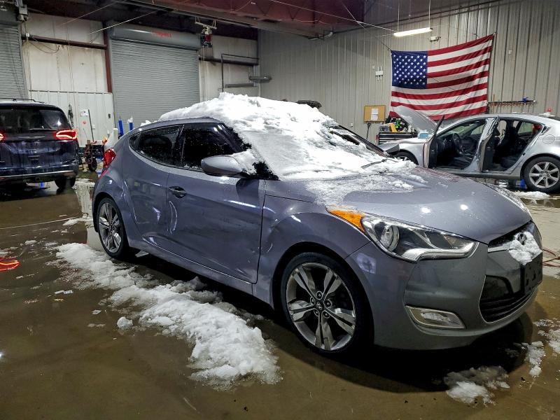 Photo 4 from auction – 2016 HYUNDAI VELOSTER with VIN KMHTC6AD0GU276427