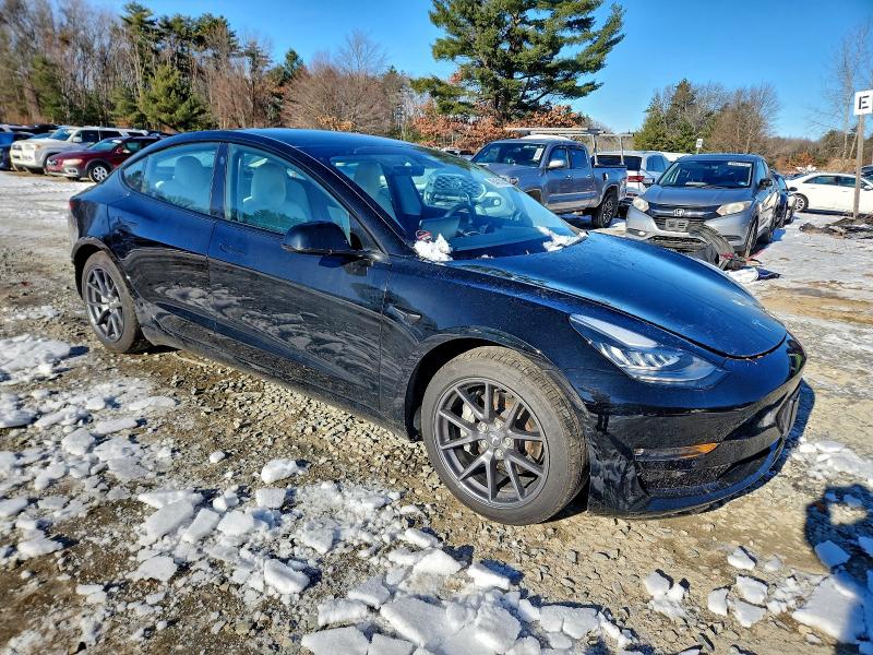Photo 4 from auction – 2021 TESLA MODEL 3 with VIN 5YJ3E1EB8MF860413