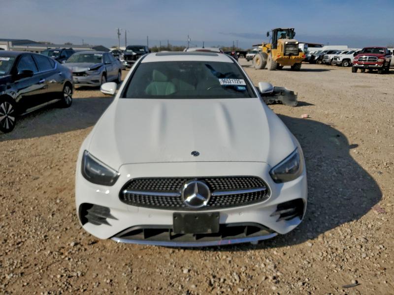 Photo 5 from auction – 2022 MERCEDES-BENZ E with VIN W1KZF8DB0NB011016