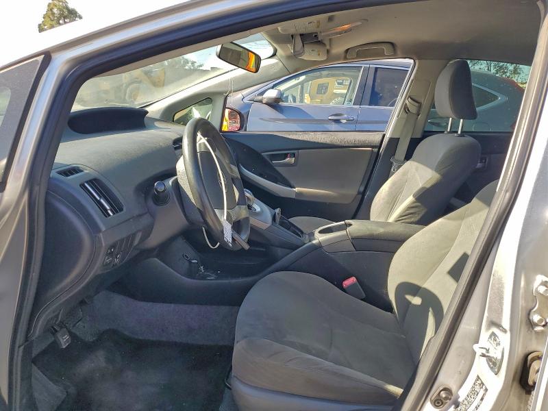 Photo 7 from auction – 2013 TOYOTA PRIUS with VIN JTDKN3DU2D5586668