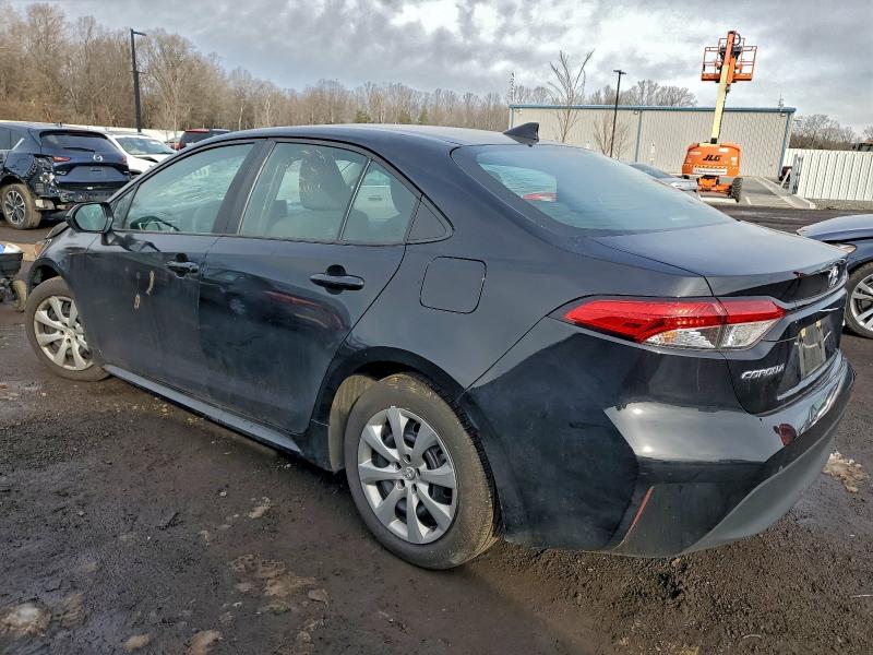 Photo 2 from auction – 2023 TOYOTA COROLLA LE with VIN 5YFB4MDE4PP044089
